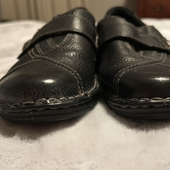 Earth Origins black loafers - Picture 6 of 9
